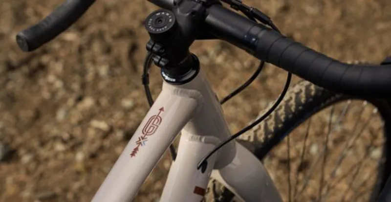 Marin Gestalt XR Gravel Bike - White/ Grey-5