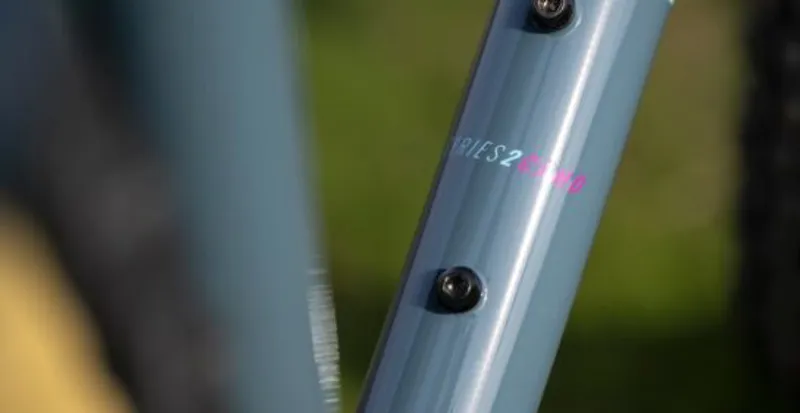 Marin Pine Mountain 1 Mountain Bike - Gloss Grey/ Silver/ Teal-4