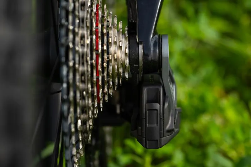 Marin Rift Zone E XR E.Mountain Bike - Red/ Black-3