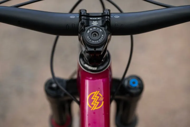 Marin Rift Zone 29 XR AXS Full Suspension Mountain Bike - Magenta/ Purple-8