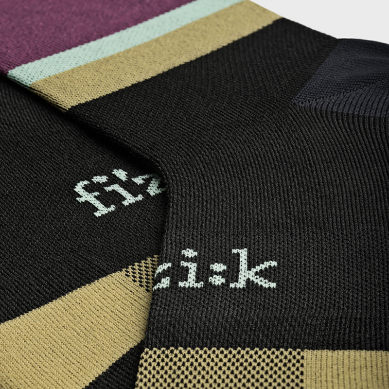 Fizik Team Edition Cycling Socks in Black/White-2