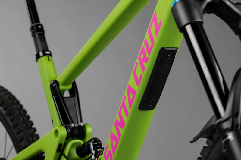 Santa Cruz Nomad C V5 R Spec - Adder Green/Magenta - Large-4