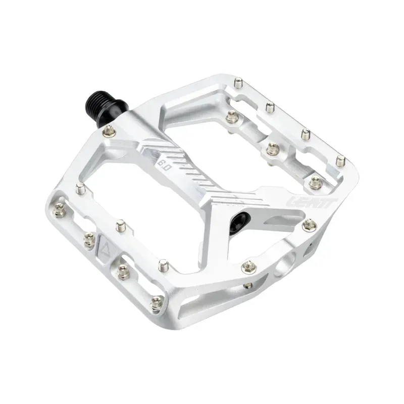 Leatt All Mountain 6.0 Flat Wide And Narrow Pedals In Silver