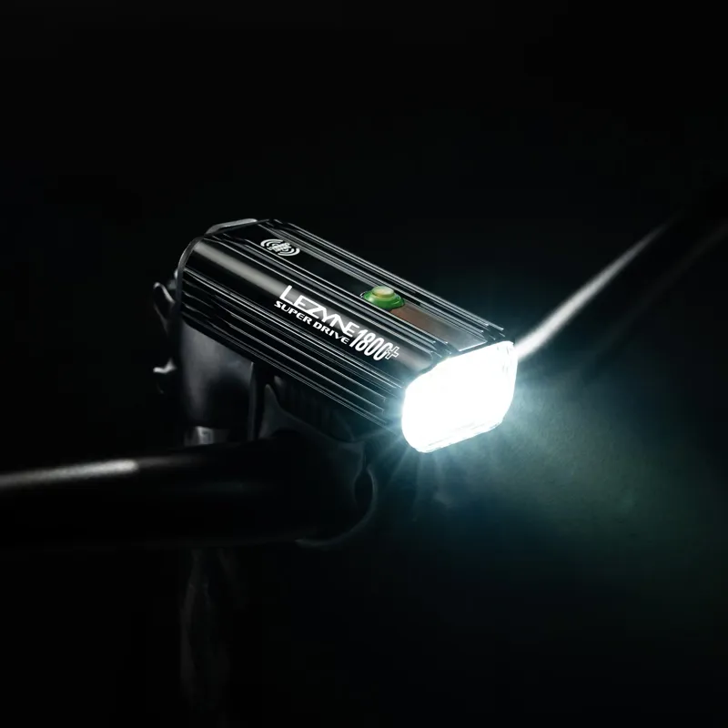 Lezyne Super Drive 1800+ Smart Front Light - Black-4