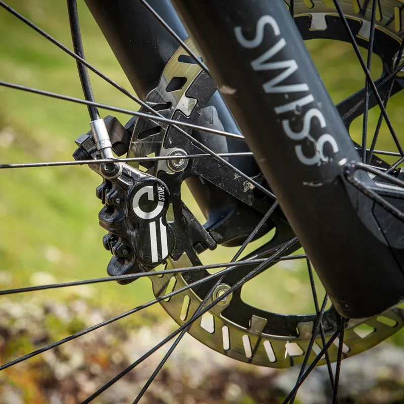 Magura MT5 eSTOP 2 Finger Aluminium Lever Blade Disc Brake - Black-2