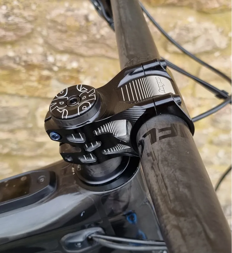 Specialized S.Works Levo 3 Custom S4 Ex. Staff Bike - Blue Ghost Gravity Fade-12