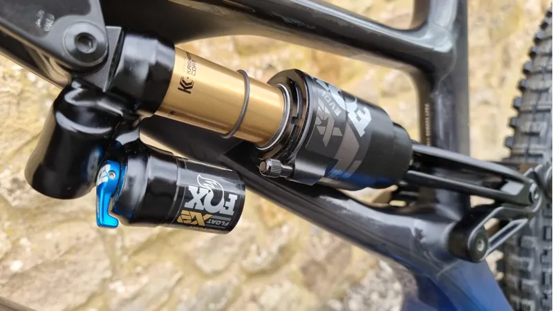 Specialized S.Works Levo 3 Custom S4 Ex. Staff Bike - Blue Ghost Gravity Fade-3