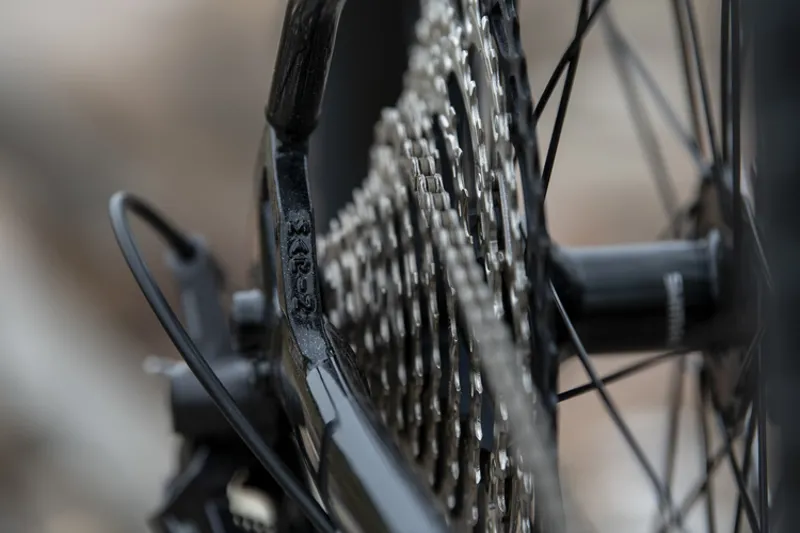 Marin El Roy 29 - Gloss Black Sparkle/ Red-8