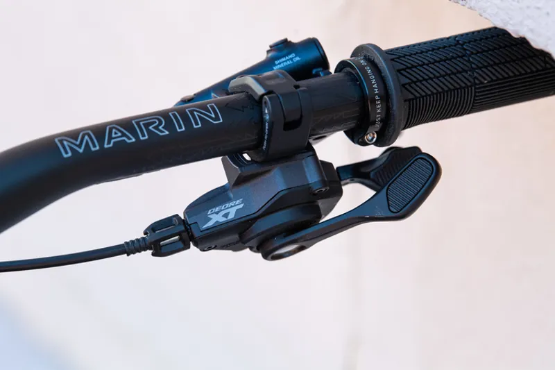 Marin Rift Zone E2 Mountain E.Bike - X.Large - Gloss Sand/ Chrome-8