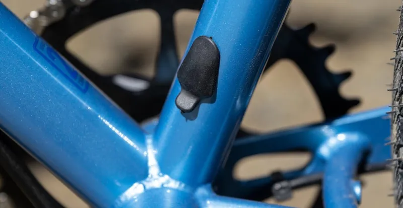 Marin Larkspur 1 Hybrid Bike - Gloss Metallic Blue/ Dark Blue-6