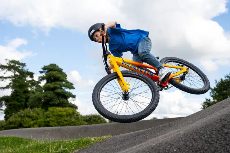Marin Alcatraz JR 24 Dirt Jump Bike - Yellow Fade-3