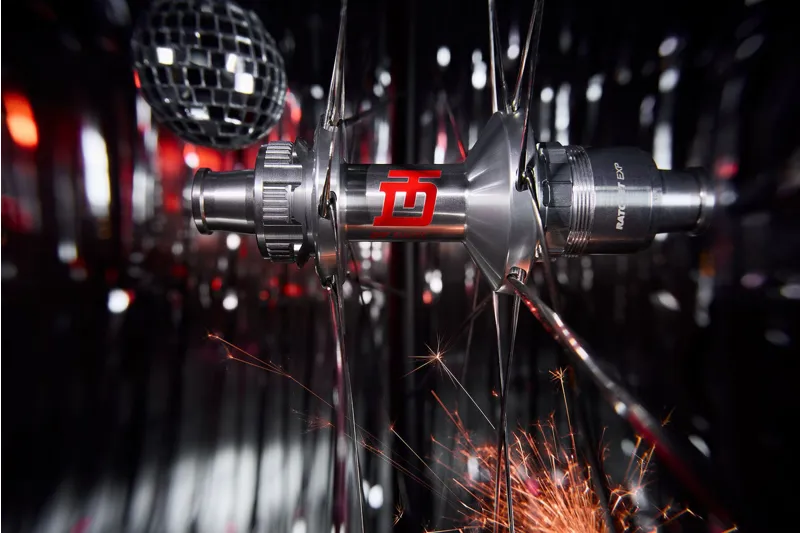 DT Swiss ARC 1100 Spline Dicut DB 3 Decades 38mm Carbon Road Wheels - Black/ Silver-4