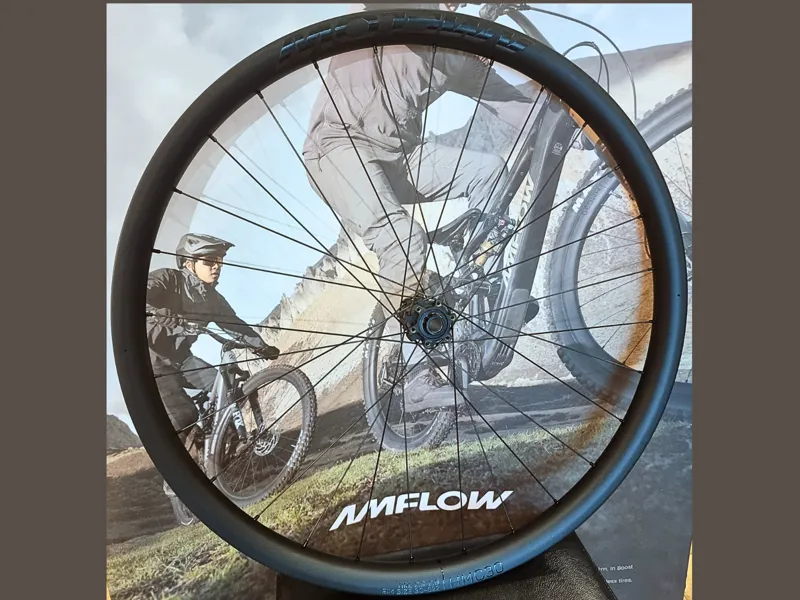 Amflow HMC-30 PL Pro Carbon 29 Inch Wheels - Black-1