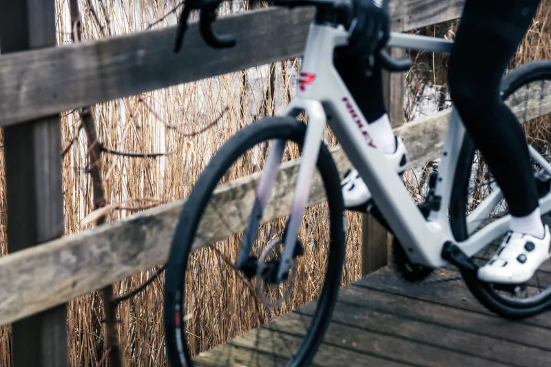 Ridley E-Grifn 105 2x12 E.Road Bike - Gloss Battle Ship Grey/ Candy Red-7