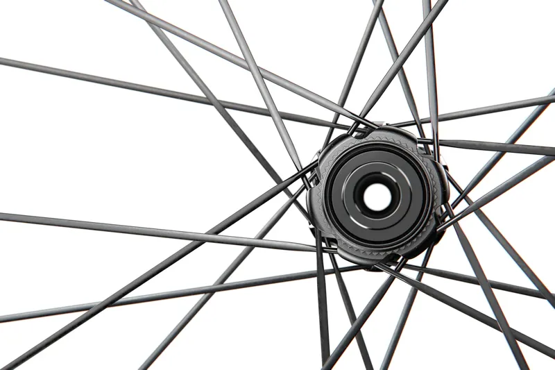 DT Swiss A1800 Spline DB 30 Tubeless 700c Road Bike Wheels - Black-10