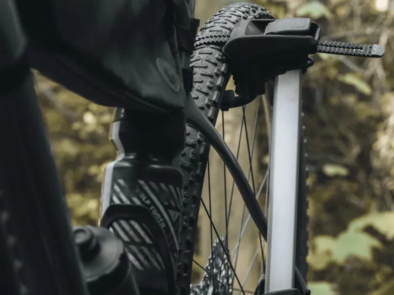 Thule Epos 2-Bike 13-pin Foldable Towbar Bike Rack-5