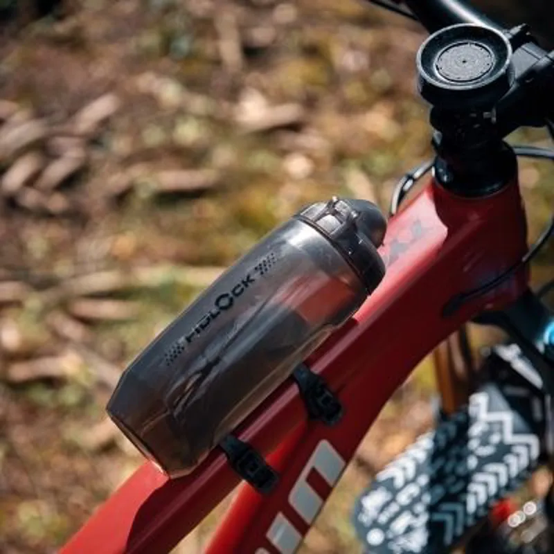 Fidlock TWIST Bottle With Uni Base - Translucent Black-3