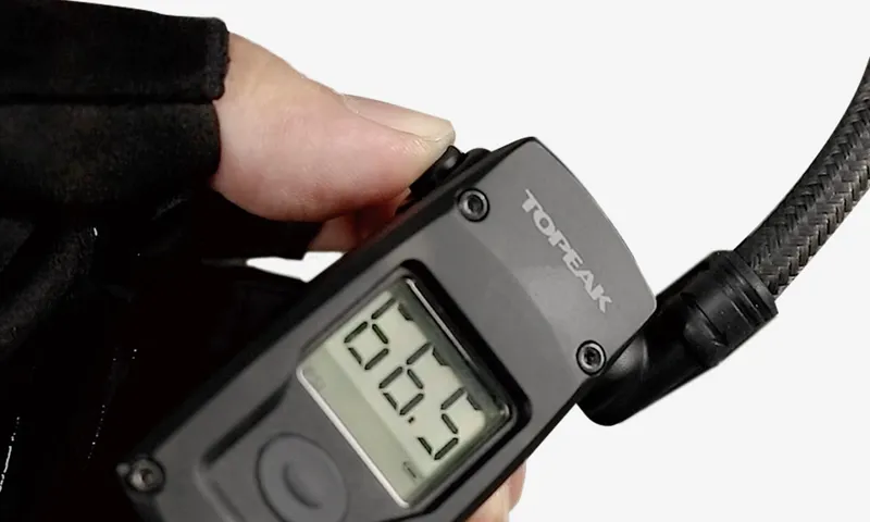 Topeak PocketShock Digital Shock Pump-6