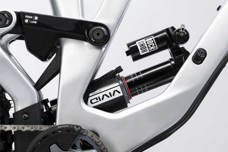 Ghost Poacha Full Party All Mountain Bike - Gloss Silver/ Grey Slab-7