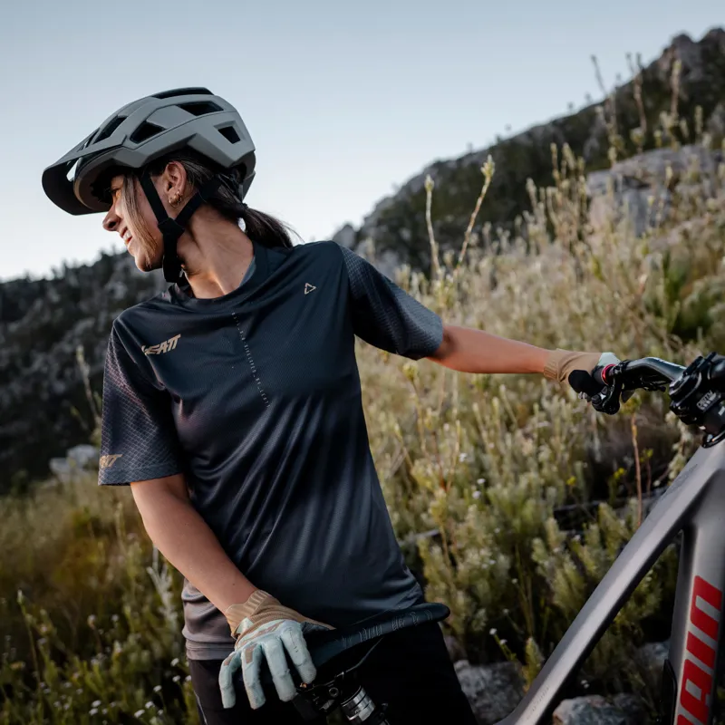 Leatt Helmet MTB Trail 3.0 Cycle Helmet - Grey-5