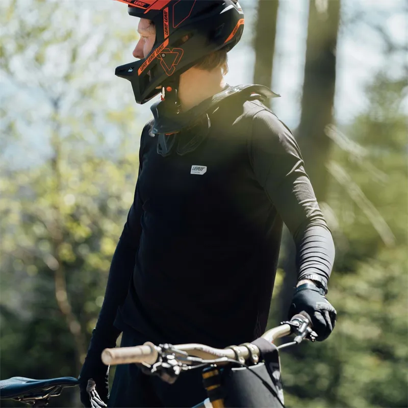 Leatt MTB 1.0 Ride Kit Jersey and Pants Set - Black/ Black-9