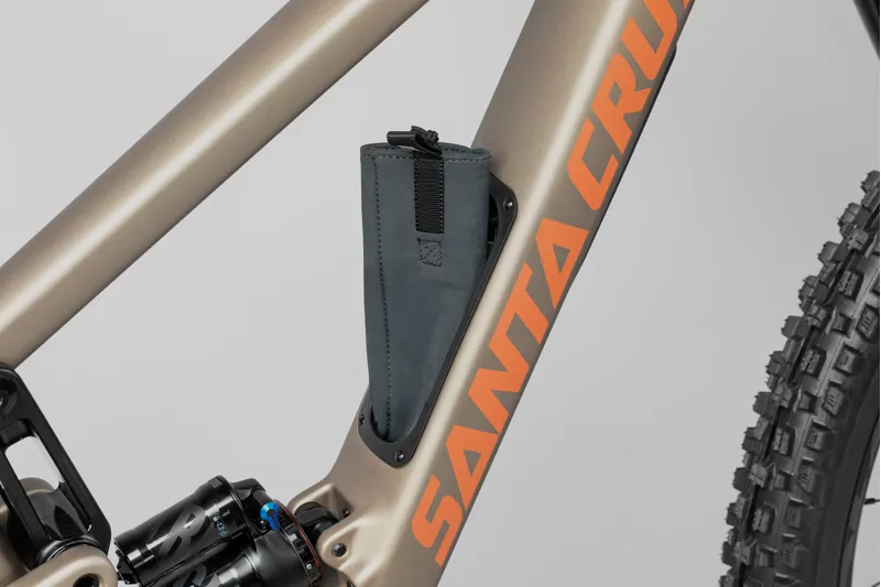 Santa Cruz Megatower CC V2 Frame - Matte Nickel-6