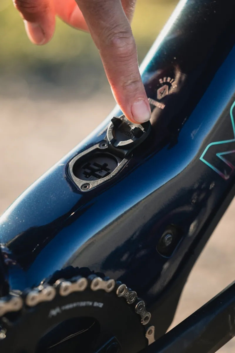 Marin DSX E Flat Bar Gravel Hybrid E.Bike - Gloss Dark Blue-7