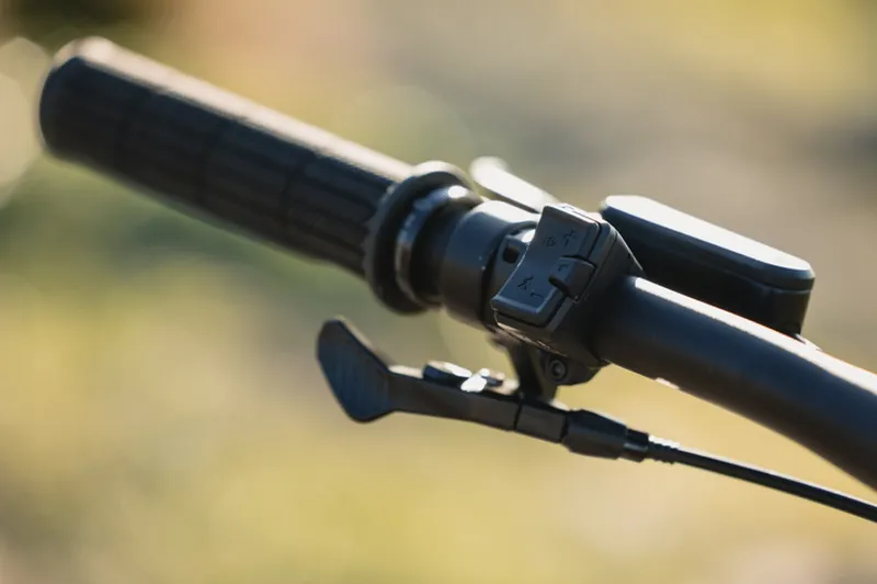 Marin DSX E Flat Bar Gravel Hybrid E.Bike - Gloss Dark Blue-8