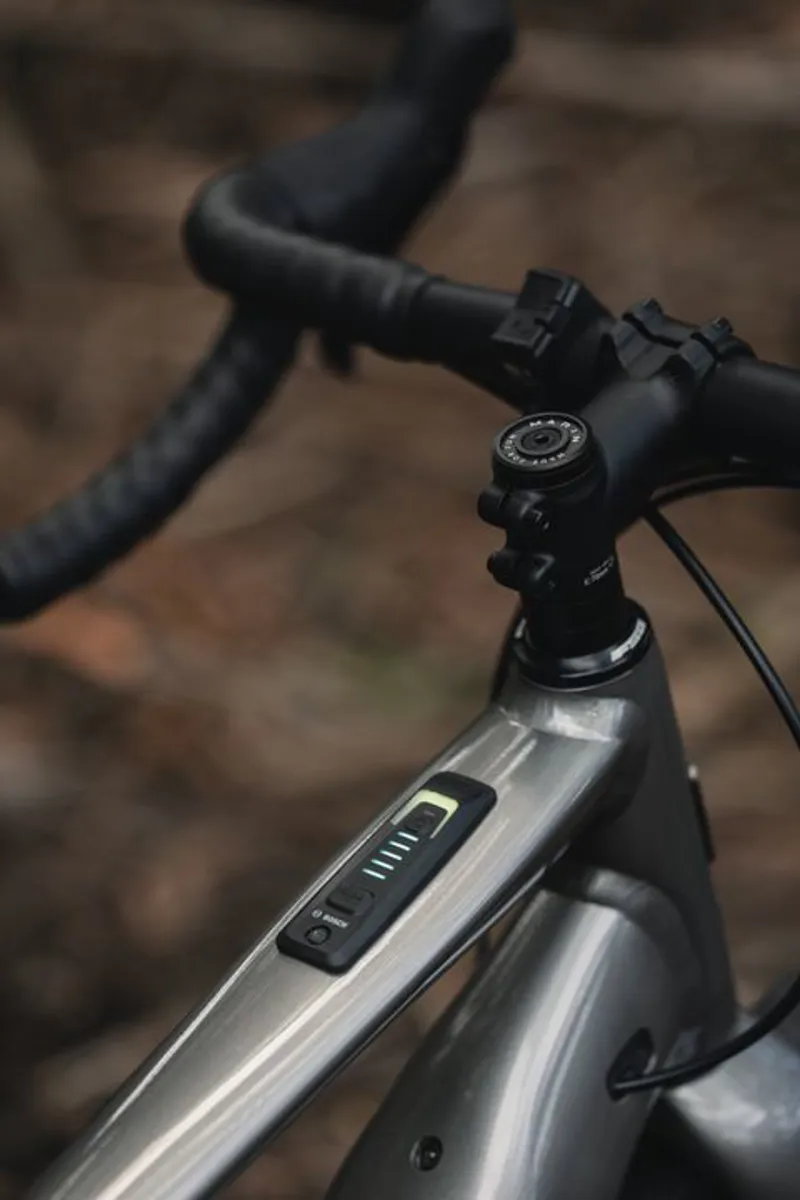 Marin Lombard E2 Gravel Bosch SX E.Bike - Gloss White/ Grey-3