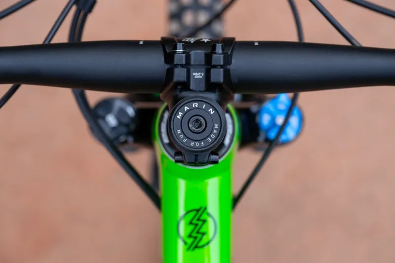 Marin Rift Zone Jr 24 Kids Mountain Bike - Gloss Green/ Yellow-9