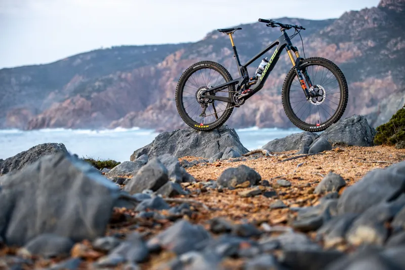 Santa Cruz Megatower C V2 S Kit - Gloss Translucent Blue-1