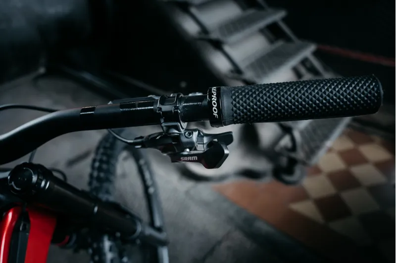 Nukeproof Dissent Carbon Pro 297 GXDH Downhill Bike - Red/ Black-6