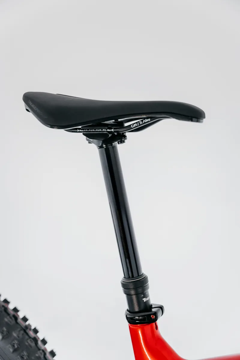 Nukeproof Giga 297 Carbon Pro T-GX Full Suspension Mountian Bike - Red-10