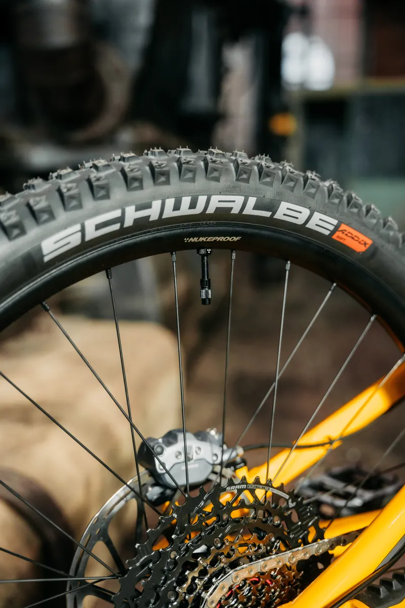 Nukeproof Mega 297 Alloy Pro - Yellow-5