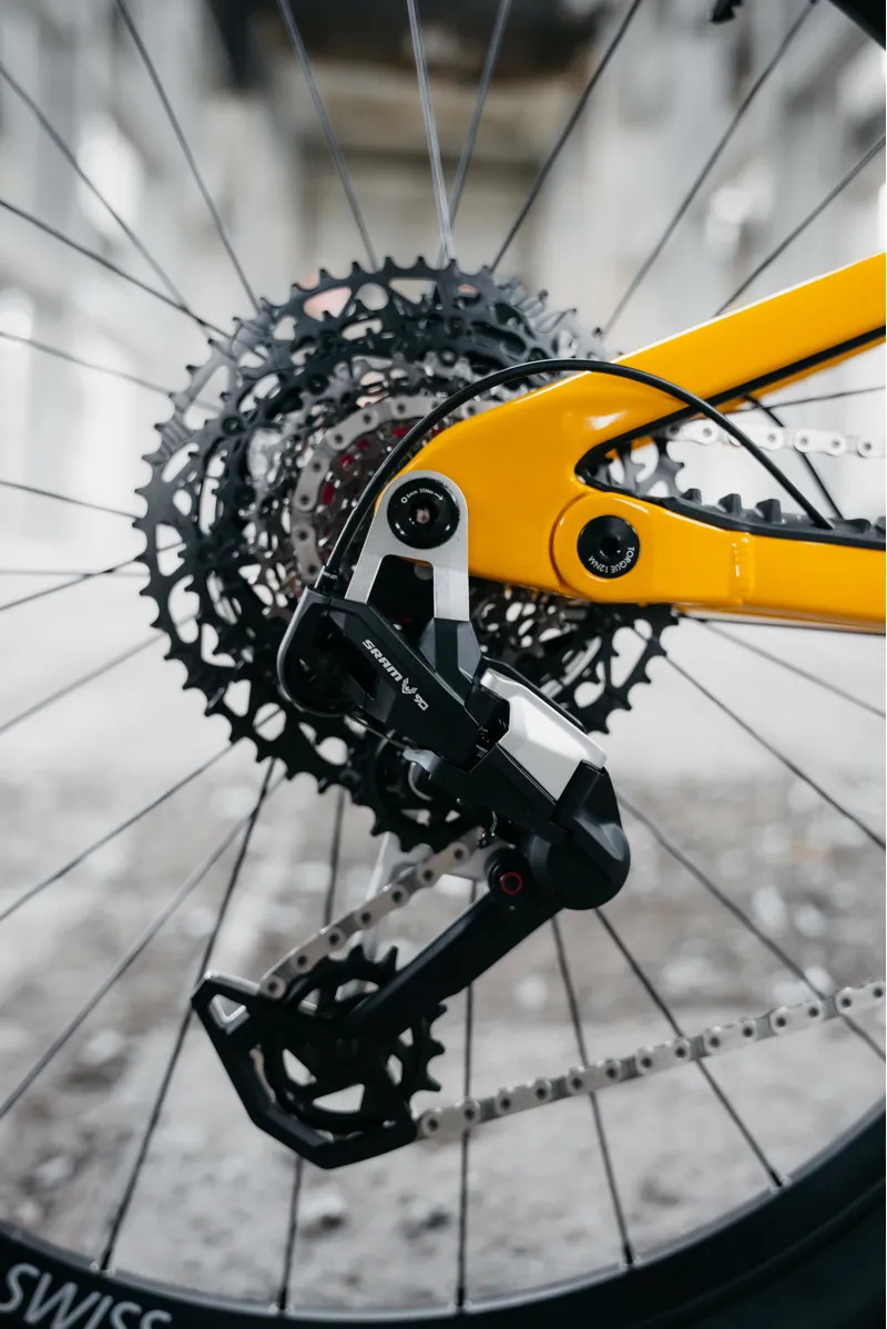 Nukeproof Reactor Alloy 29 Pro Eagle 90 Full Suspension Bike - Yellow-12