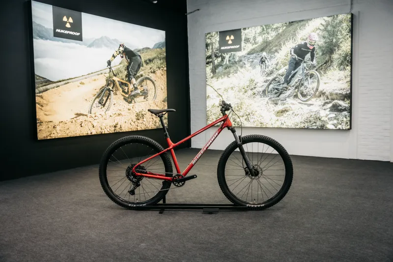 Nukeproof Tracker Comp Cues 1x10 Hardtail Mountain Bike - Gloss Red/ Silver-1