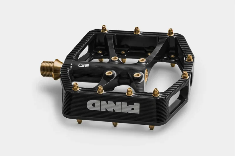 Pinnd CS2+ Flat Pedals - Black/ Copper