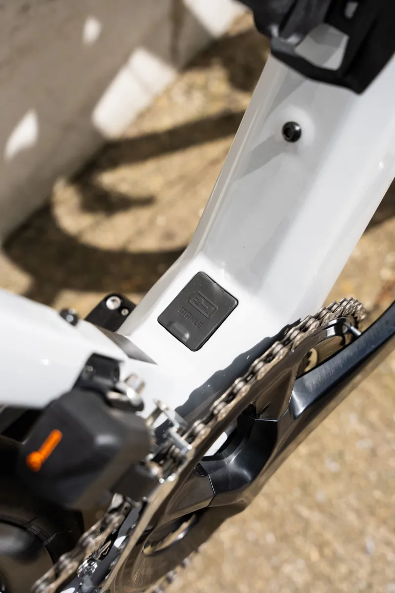 Ridley E-Grifn 105 2x12 E.Road Bike - Gloss Battle Ship Grey/ Candy Red-3