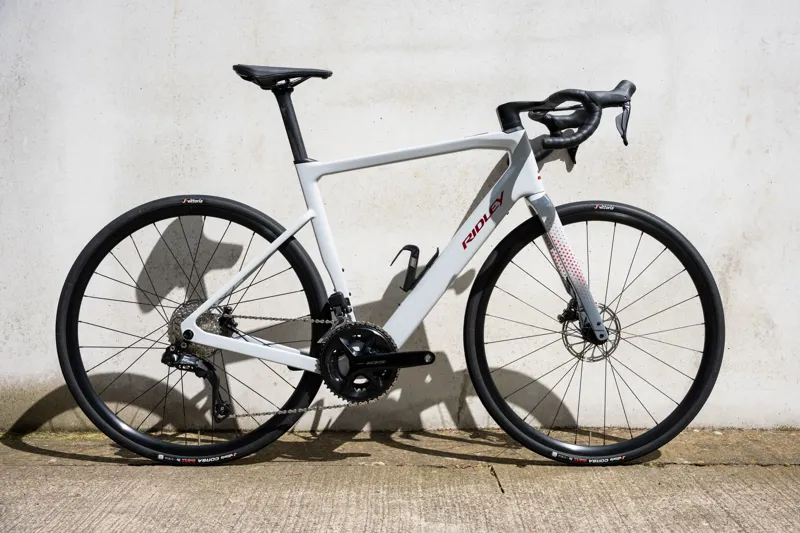 Ridley E-Grifn 105 Di2 E.Road Bike - Gloss Battle Ship Grey/ Candy Red-1