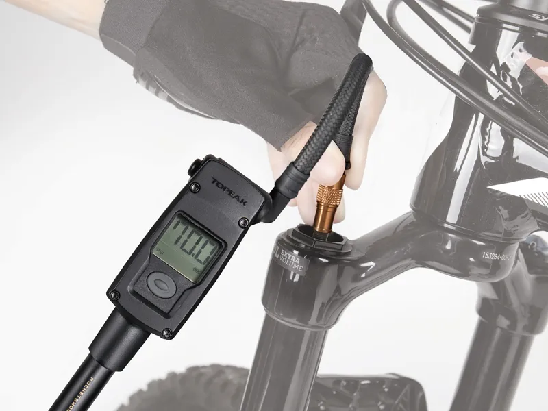 Topeak PocketShock Digital Shock Pump-3