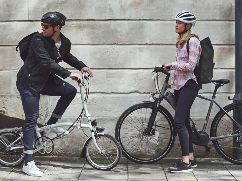 Continental Contact Urban Reflex Tyres - Black/ Reflective-3