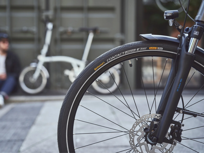 Continental Contact Urban Reflex Tyres - Black/ Reflective-2