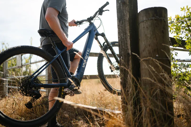 Whyte Secta-E V1 Avinox Hardtail EMTB - Matte Gunmetal-11