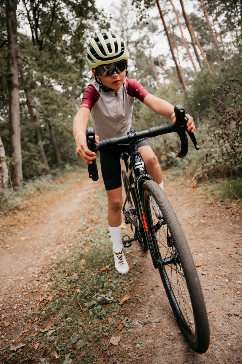 Ridley Yungstr GRX400 2x10 Kids Road Bike - Gloss Black/ Silver/ Red-11