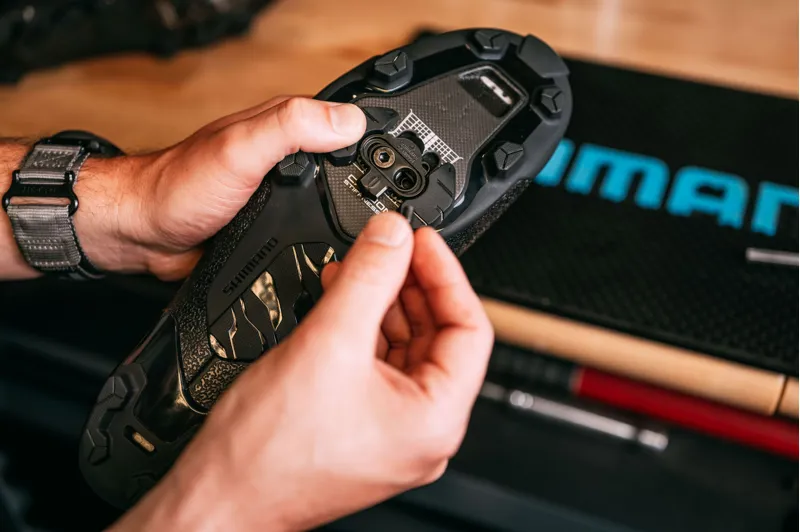 Shimano MT001 Multi Entry SPD 2 Bolt Cleats - Black-4