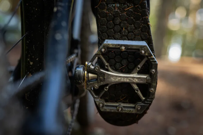Shimano PD-G8040 Saint Flat Platform Pedals - Black-7
