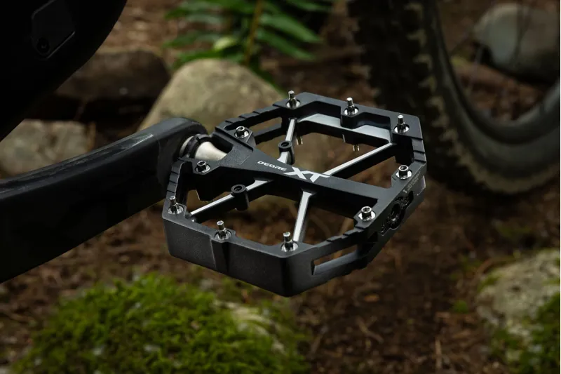 Shimano PD-M8240 XT Flat Platform Pedals - Black-4
