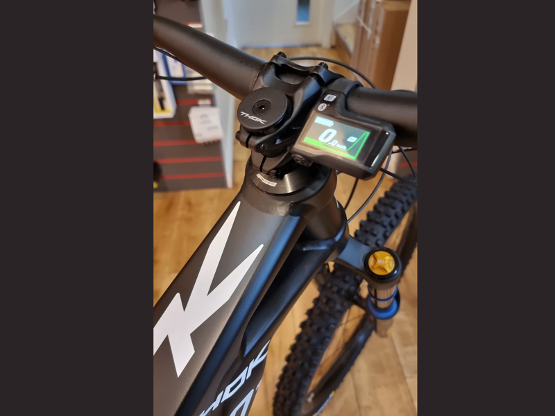 Thok TK01 Ohlins Dream E.bike Escape Custom Build -  X.Large - Black White-4