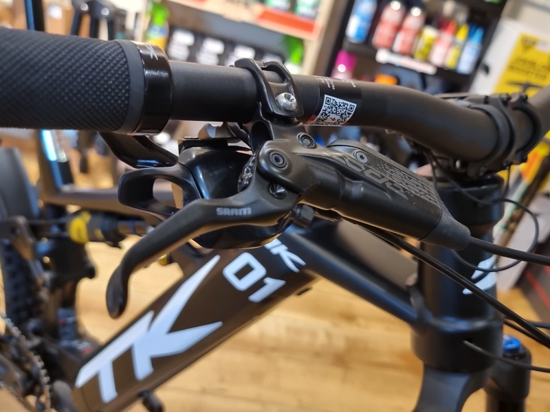 Thok TK01 Ohlins Dream E.bike Escape Custom Build -  X.Large - Black White-3