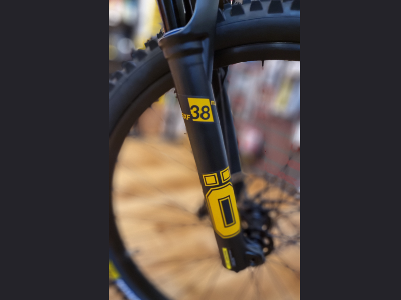 Thok TK01 Ohlins Dream E.bike Escape Custom Build -  X.Large - Black White-2